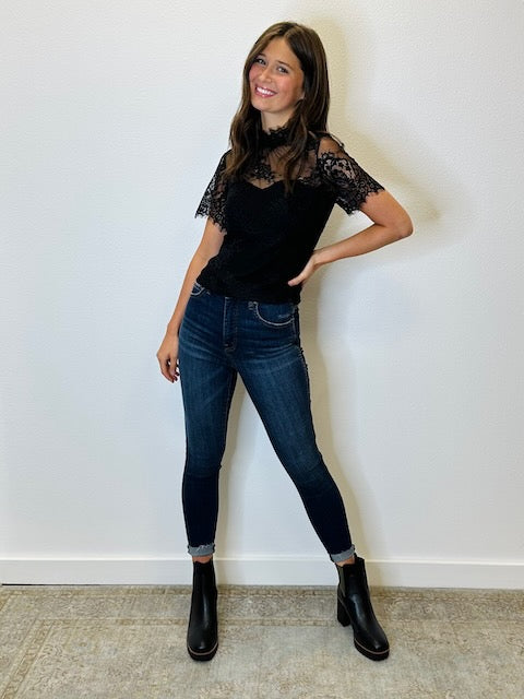 Connie High Rise Fab AB Ankle Super Skinny Raw Hem Jean in Tingle