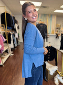 Azzurro sweater center front seam detail