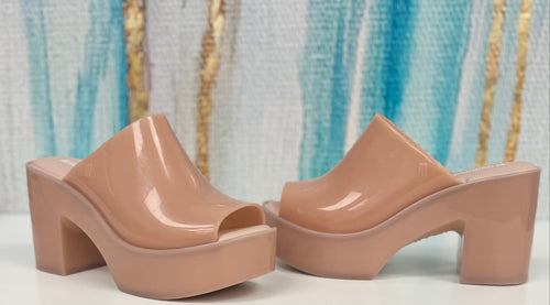Melissa Minimalist Stylish Clog Mule