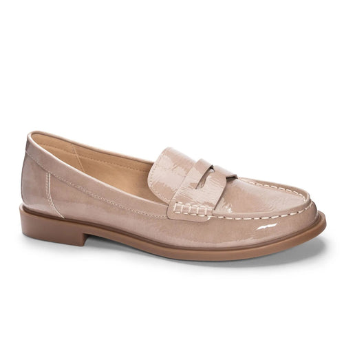 Beloved Classic Sleek Vamp Detail Slip On Loafer