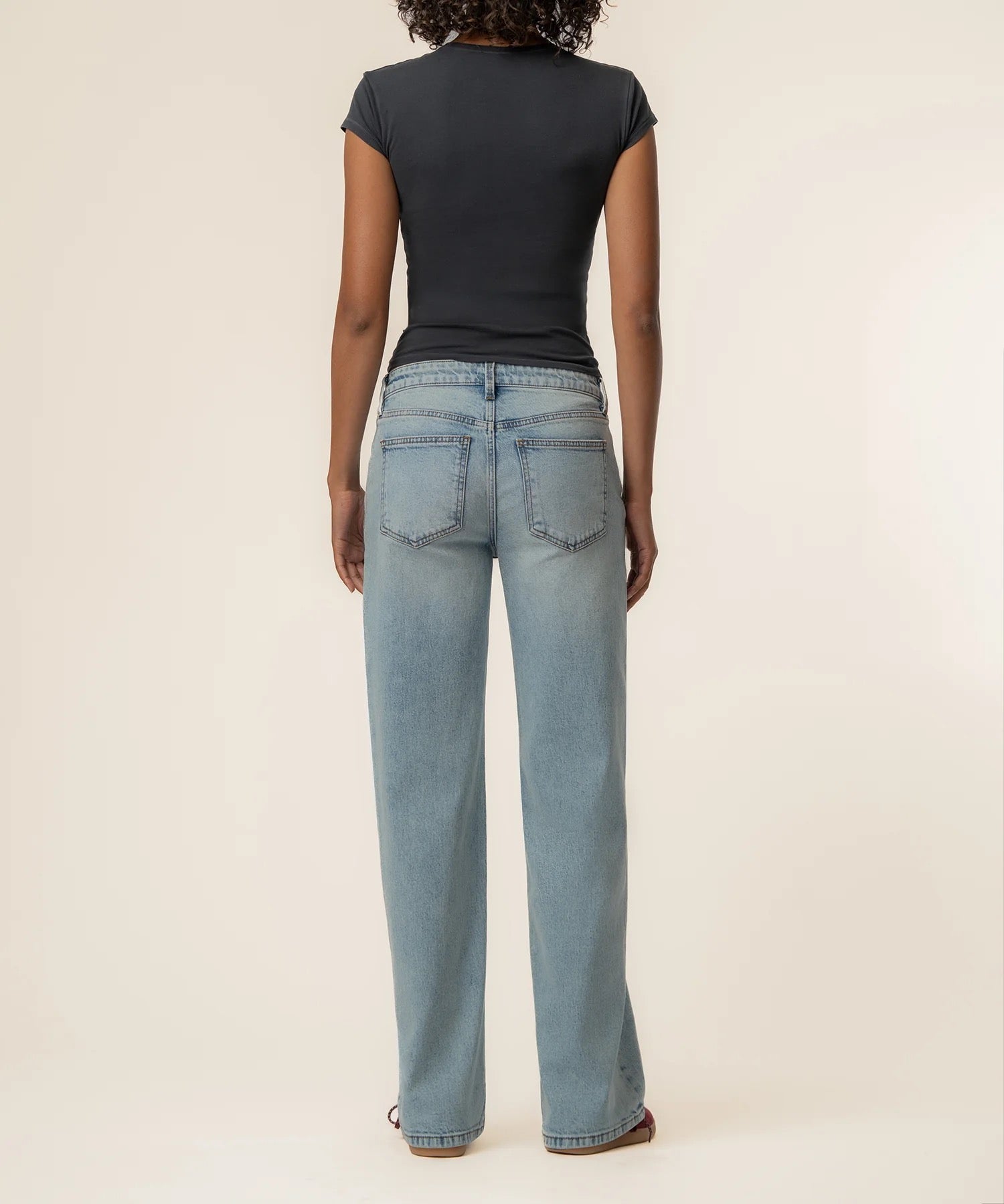 Selena Low Rise Baggy Straight Leg Jeans in Enthusiastic | Kut From the Kloth